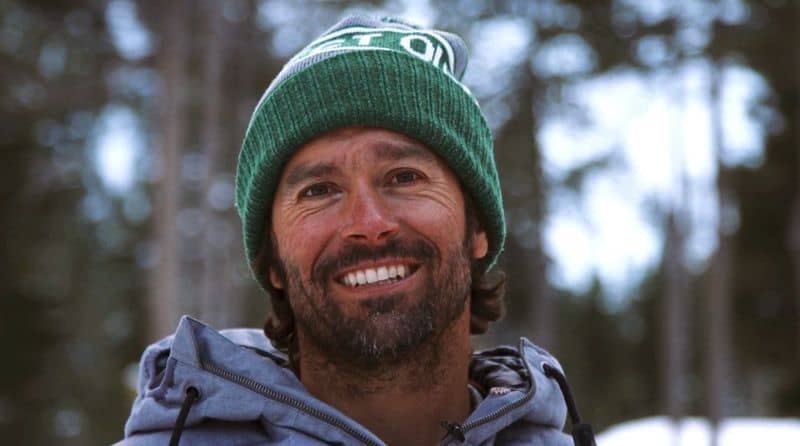 http---coresites-cdn.factorymedia.com-mpora_new-wp-content-uploads-2016-01-Plastic-Oceans-Beach-Jeremy-Jones-Drink-Mtn-Water-Squaw-Vallery-USA-3