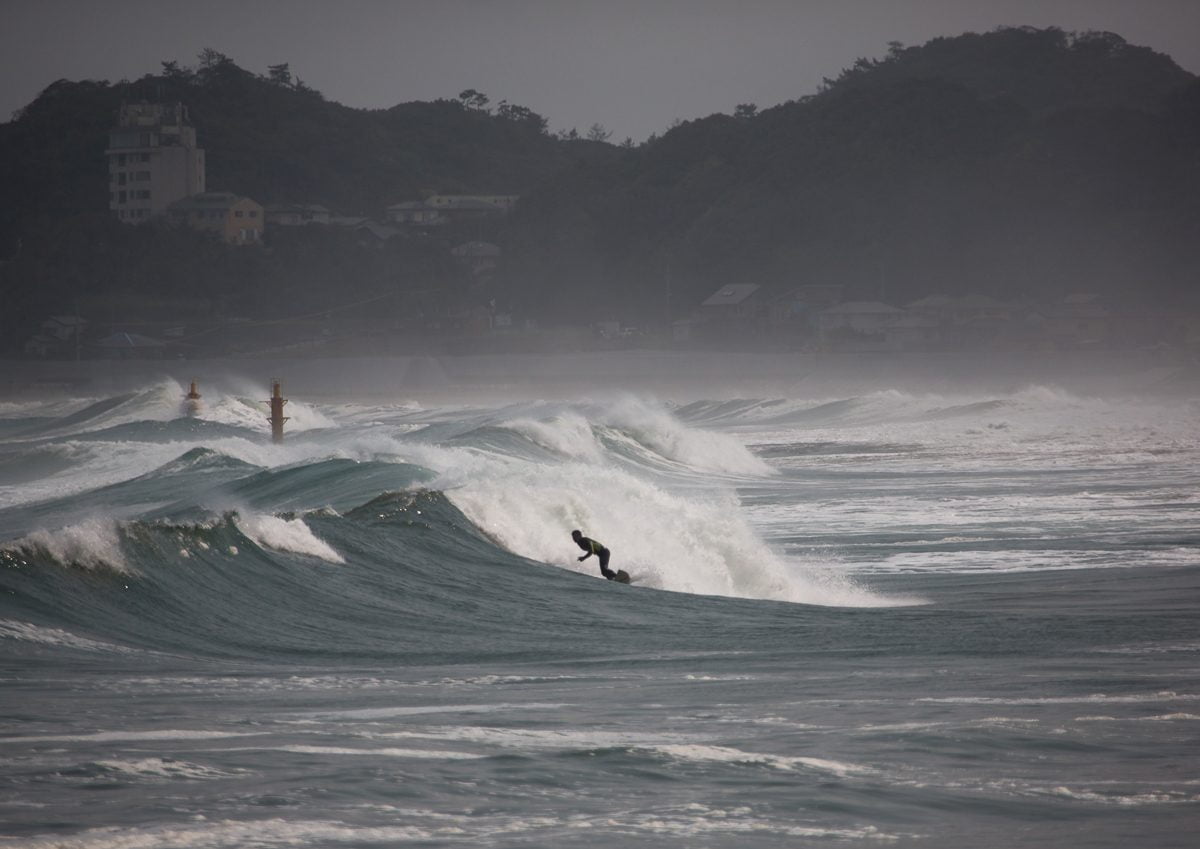 surf-fukushima-nuclear-01