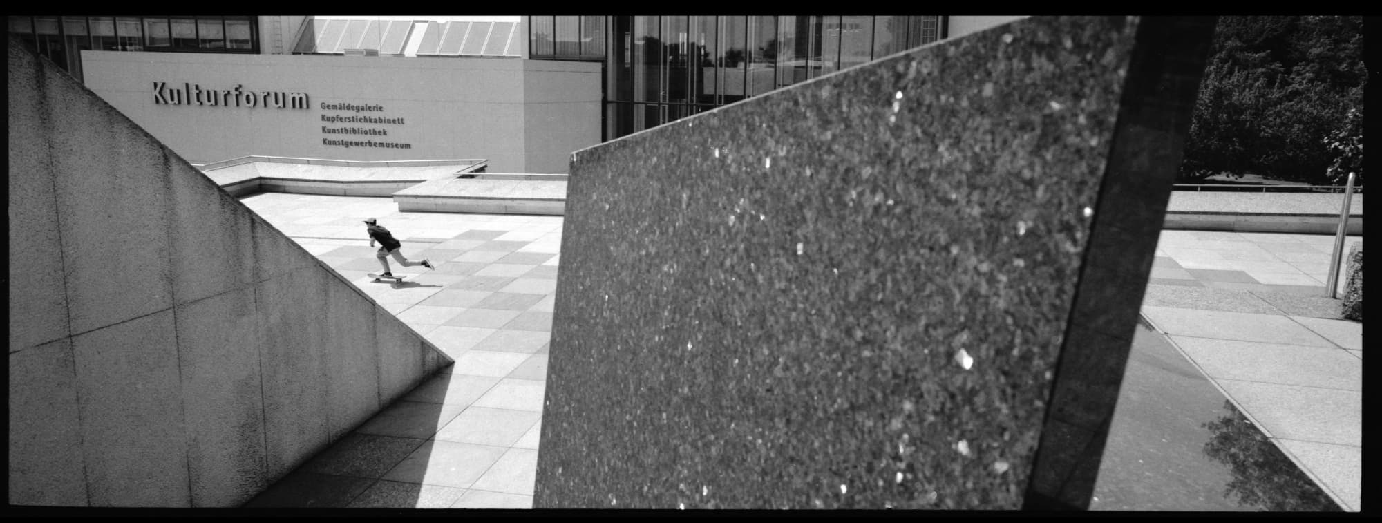 ezemartinez_kulturberlin_diegobucchieri