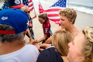El team U.S.A gana el oro en el ISA World Junior Surfing Championship